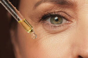 The Amino Acids in Spirulina Benefit Your Skin